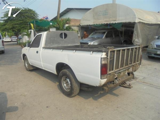 NISSAN FRONTIER, 2.5 โฉม SINGLECAB สีขาว เกียร์ธรรมดา