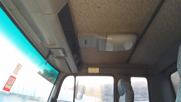 ขายรถ 6 ล้อใหญ่ HINO สิงไฮเทคเครื่อง. Jo8c เทอโบ. อินเตอ. กะบะ ยาว 9.5 เมตร ตัวยาวพิเศษ ยางเลเดียล 6 เส้น เต็มๆ แอร์ กระจกไฟฟ้า. สภาพสวยเดิม  เครื่องดี คัชชีสวย  ชอบยาวต้องคันนี้เลยครับ ไฟแนนได้600000พร้อมใช้งานเลยครับ