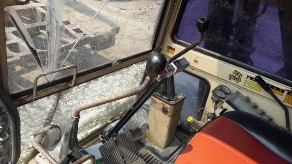 ขายรถแบ็คโฮ Komatsu pc120-3 เครื่องเดิม ปั๊มเดิม ตัวเดินโกเบ ช่วงล่างดี รถสวยพร้อมใช้งาน