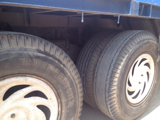 ขายสิบล้อพื้นเรียบฮีโน่ 260 ปี 47