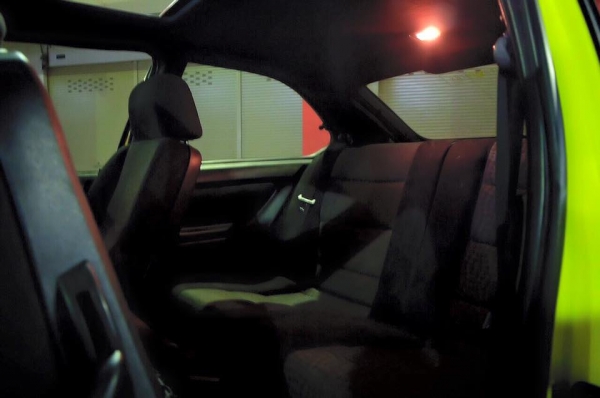 BMW 318 COMPACT เเต่งมาตามรูปรถทำมาสวยเนียน 2ประตูแท้ ภายในตัวนอกแท้ทั้งคัน หลังคาซันรูป