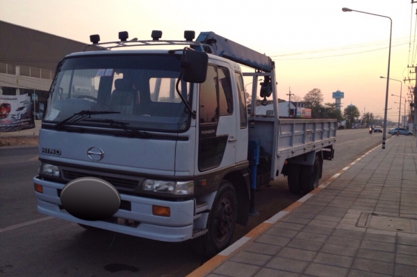 ขายรถหกล้อติดเครน HINO FF1J เครื่อง JO8C-210 แรง ปี 40 กระบะช่วงยาว 6.50 เมตร ยาง 9.00 ติดเครน tanado 3 ตัน 4 ปอก 3 ชัก ทะเบียนพร้อม