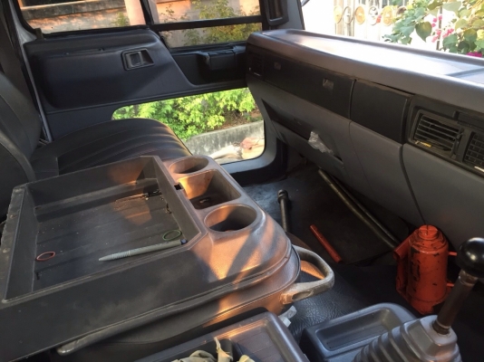 ขายรถหกล้อติดเครน HINO FF1J เครื่อง JO8C-210 แรง ปี 40 กระบะช่วงยาว 6.50 เมตร ยาง 9.00 ติดเครน tanado 3 ตัน 4 ปอก 3 ชัก ทะเบียนพร้อม