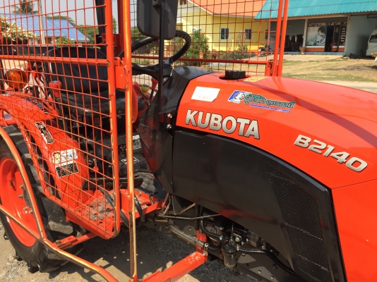 ขายรถไถคูโบต้า B2140 พร้อมโครงกันอ้อยและโลเตอรร์รี รถสวย ใช้งานน้อย สนใจโทร 081-9136451 ค่ะ ขายรถไถคูโบต้า B2140 พร้อมโครงกันอ้อยและโลเตอรร์รี รถสวย ใช้งานน้อย สนใจโทร 081-9136451 ค่ะ