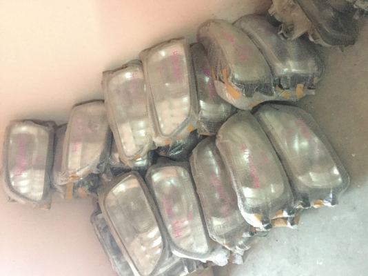 ดีเคเซียงกง ไฟหน้าใหม่เเท้ศูนย์ฮีโน่ หัวห้าร้อย ห้วเจ็ดร้อย made in Japan ดีเคเซียงกง ไฟหน้าใหม่เเท้ศูนย์ฮีโน่ หัวห้าร้อย ห้วเจ็ดร้อย made in Japan