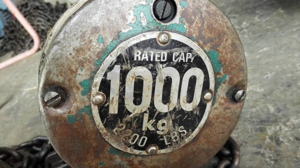 รอกโซ่ใช้ลม ขนาด 1 ตัน โซ่ยาว 8 เมตร สภาพสวยดึงนิ่มพร้อมใช้มาเทสได้