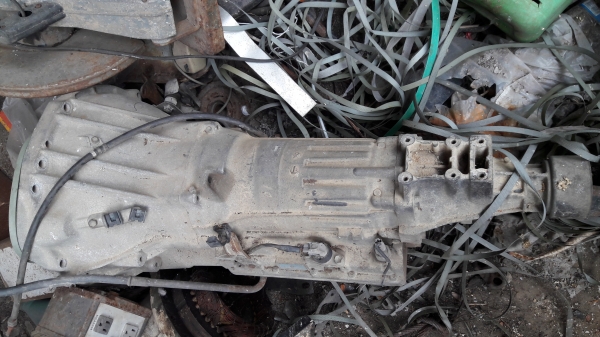 เกียร์ออโต้ รถตู้หัวจรวดชนเครื่อง  3L ของญี่ปุ่น ไม่เคยใช้ในไทย