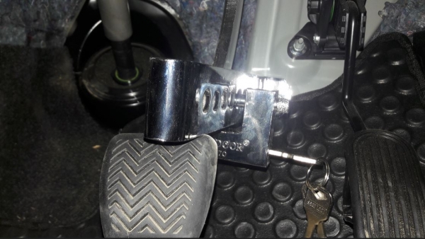 ขายชุดล็อคเบรคหรือคลัช