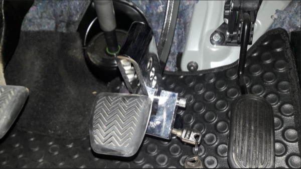 ขายชุดล็อคเบรคหรือคลัช