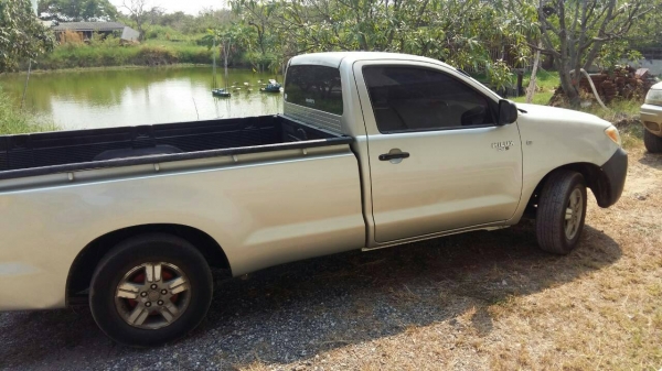 ขาย TOYOTA ปี 2007 เครื่องดี แอร์เย็น เเชสซีสวย ช่วงล่างดี รถพร้อมใช้ 087-6835269