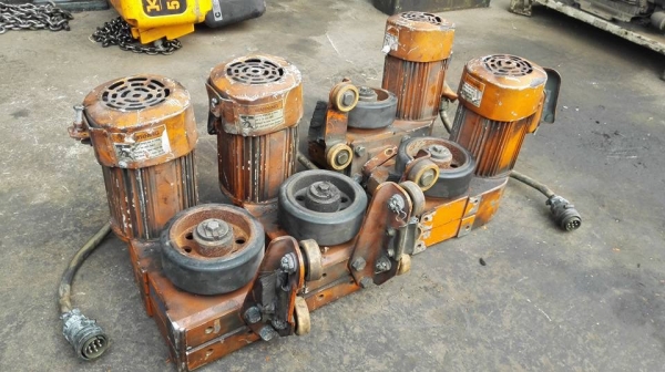 *** Sold *** มอเตอร์เกียร์ตัวเดินเครนรางบีม DAIFUKU GEAR SUMITOMO มีเบรค 380V ทด 1:21 ความเร็ว 70 RPM. สดนอกลงตู้พร้อมใช้!!