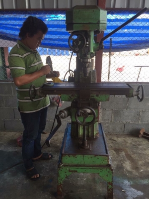 ขายมิลลิ่งตั้งโต๊ะราคาถูกพร้อมใช้ครับ ขายมิลลิ่งตั้งโต๊ะราคาถูกพร้อมใช้ครับ