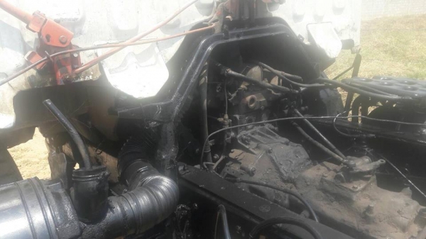 สิบล้อหัวคัสซี HINO KT920 ราคาต่อรองได้