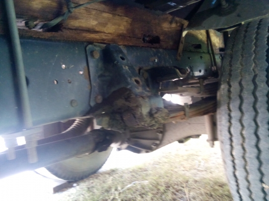 6ล้อNPR. 115 แรงม้า  เครื่อง4BD1. คัชซี่สวยมาก  รถห้างแท้  พร้อมใช้งาน  เล่มติดมือ..