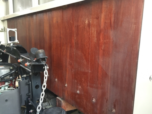 ขายหกล้อ HINO 175 แรงม้า รุ่น FC9JJLA ซีรีส์500 สภาพป้ายแดง รถ 2 ปี ไมล์ 40,xxx กม. ยางเต็ม กระบะคาร์โก้ 5.60 เมตร