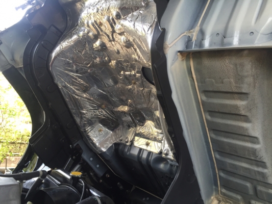 ขายหกล้อ HINO 175 แรงม้า รุ่น FC9JJLA ซีรีส์500 สภาพป้ายแดง รถ 2 ปี ไมล์ 40,xxx กม. ยางเต็ม กระบะคาร์โก้ 5.60 เมตร