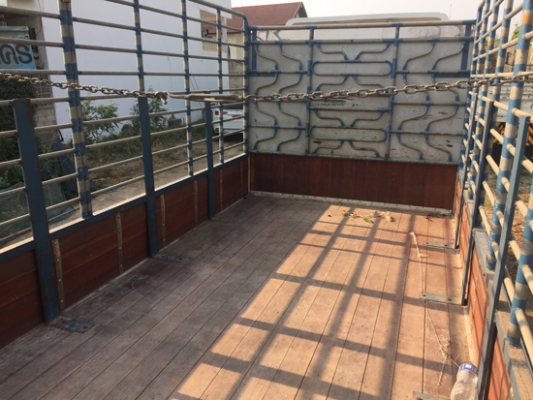 ขายหกล้อ HINO 175 แรงม้า รุ่น FC9JJLA ซีรีส์500 สภาพป้ายแดง รถ 2 ปี ไมล์ 40,xxx กม. ยางเต็ม กระบะคาร์โก้ 5.60 เมตร