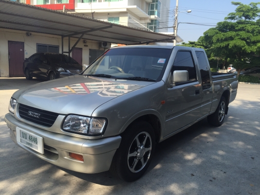 Isuzu2500slx