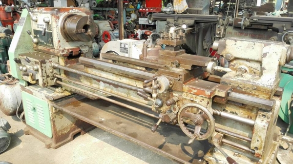 === Sold === กลึงต้าชิง TASHING TS1000B 6 ฟุต 3 เพลา เกียร์บล็อค รู 2" กลึงผ่านคอม้า 300 มม. ไฟ 380V รางคมสภาพดีพร้อมใช้