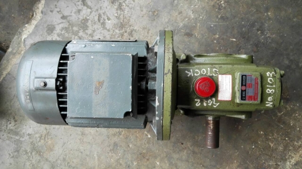 เกียร์ทด Li ming พร้อมมอเตอร์ 1 HP 380V ทด 1:10 สภาพสวย วิ่งเงียบพร้อมใช้งาน