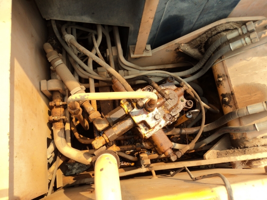 ลดราคาด่วน !!!!!!!! ขายด่วน Kobelco sk03s คอนโทลนน้ำมัน รุ่นสุดท้าย เล่มทะเบียนพร้อมโอน ต่อรองได้ 080-1253450