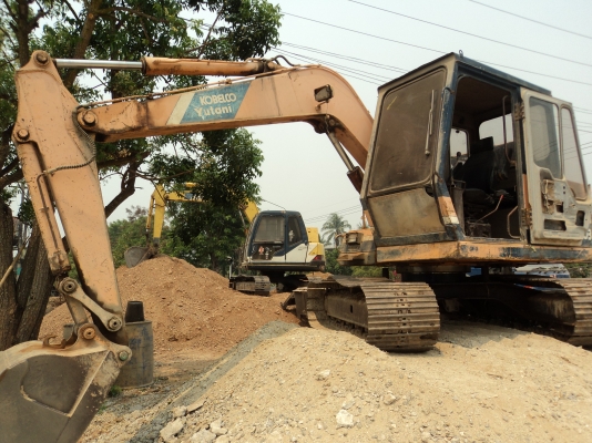 ลดราคาด่วน !!!!!!!! ขายด่วน Kobelco sk03s คอนโทลนน้ำมัน รุ่นสุดท้าย เล่มทะเบียนพร้อมโอน ต่อรองได้ 080-1253450