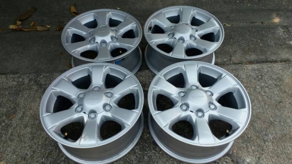 ล้อ isuzu blue power 1.9 ddi ขอบ 16 ชุดล่ะ 6500