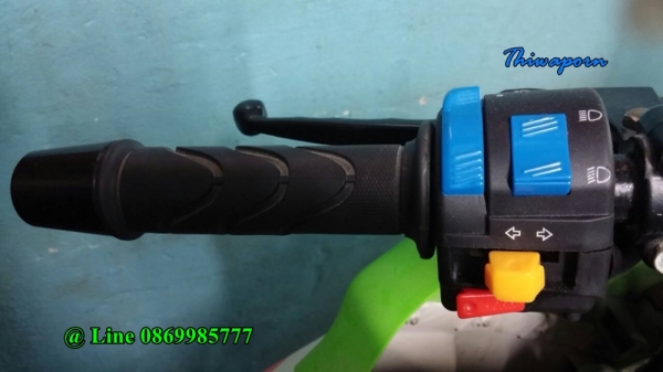 สวิทซ์แฮนด์ FZR-400