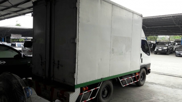 ขายด่วนรถ4ล้อให่ญปี48สภาพพร้อมใช้สนใจติดต่อด่วนเครื่องดีเซล