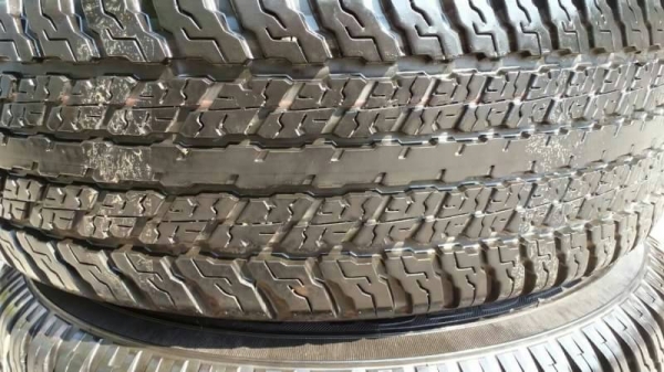 ล้อ toyota revo ขอบ 17 พร้อมยาง 265 65 17 ปี 15 yokohama ชุดล่ะ 17500