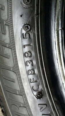 ยาง bridgestone  185 55 16ปี 15 ชุดล่ะ 7500