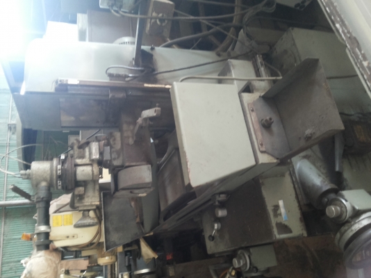 เครื่องเจียรไนราย MITSUI  ขนาดกลางค่อยข่างใหญ่ สั่งงานและแสดงผลด้วยระบบไฟฟ้า เป็นเครื่องนำเข้าใช้งานในไทย