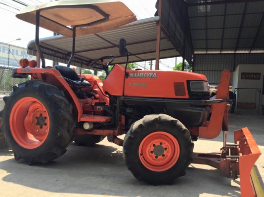 ขายรถไถKubota L3408 (4WD) พร้อมใบมีดหน้าและผานพรวน รถเดิมๆ พร้อมใช้งาน ขายรถไถKubota L3408 (4WD) พร้อมใบมีดหน้าและผานพรวน รถเดิมๆ พร้อมใช้งาน