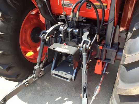 ขายรถไถ Kubota M7040 (4WD) พร้อมดันหน้า ผานพรวนช้าง รถพร้อมใช้งานครับ