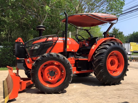 ขายรถไถ Kubota M7040 (4WD) พร้อมดันหน้า ผานพรวนช้าง รถพร้อมใช้งานครับ ขายรถไถ Kubota M7040 (4WD) พร้อมดันหน้า ผานพรวนช้าง รถพร้อมใช้งานครับ