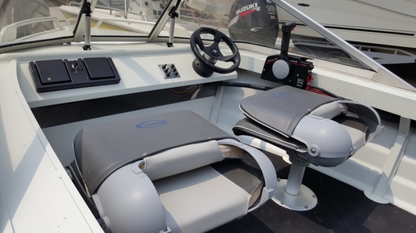 ขาย เรืออลูสภาพเอี่ยมๆ ซื้อมาลงน้ำ 3 รอบ