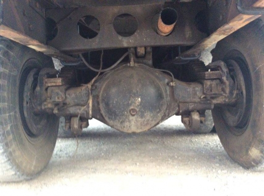 รถน้ำ 10 ล้อ NISSAN CW30 เครื่อง 250 แรง 2 เพลา