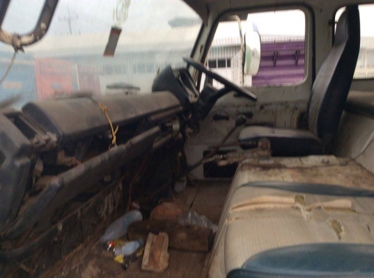 รถน้ำ 10 ล้อ NISSAN CW30 เครื่อง 250 แรง 2 เพลา