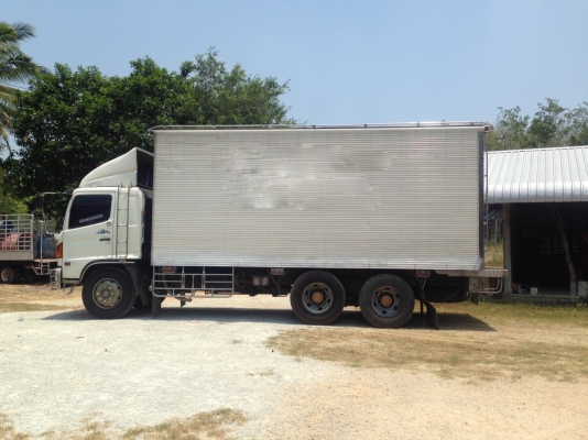 รถฮีโน่ 10 ล้อ ตู้เย็น FL1J 220 แรงม้า. ปี 50. สนใจติดต่อ 081 - 6079515 รถฮีโน่ 10 ล้อ ตู้เย็น FL1J 220 แรงม้า. ปี 50. สนใจติดต่อ 081 - 6079515