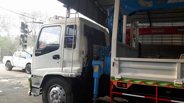 ขาย Isuzu Deca FTR 33 เคน 4 ตอน TADANO 3 ตัน ขาย Isuzu Deca FTR 33 เคน 4 ตอน TADANO 3 ตัน