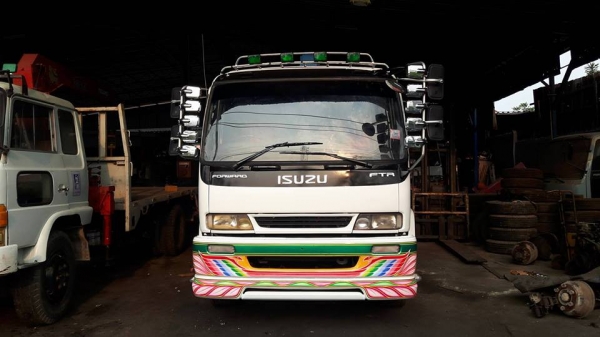 ขาย Isuzu Deca FTR 33 เคน 4 ตอน TADANO 3 ตัน ขาย Isuzu Deca FTR 33 เคน 4 ตอน TADANO 3 ตัน