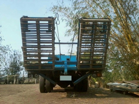 รถบรรทุก ISUZU หัวยาวพื้นเรียบเทเลอร์ สะพานยกได้ด้วยระบบไฮโดลิก