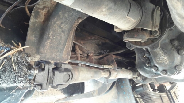 รถบรรทุก ISUZU หัวยาวพื้นเรียบเทเลอร์ สะพานยกได้ด้วยระบบไฮโดลิก