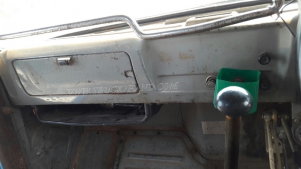 รถบรรทุก ISUZU หัวยาวพื้นเรียบเทเลอร์ สะพานยกได้ด้วยระบบไฮโดลิก