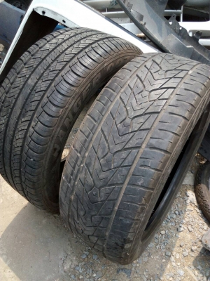 265/50R20 มี 2 เส้น ปี13  tel.081-427-3941 ไอดีไลน์ 0814273941