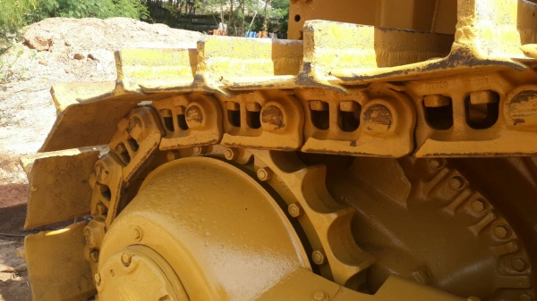 ขออนุญาติขายD7G  บิ้วทั้งคันพร้อมใช้งานเอกสารใบซื้อขาย ราคา  1800000 สนใจติดต่อ  ช่างดำ  0853224877-0988930465