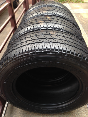 ยาง Nitto 265 60 18 ดอกเต็ม พร้อมใช้งาน ราคาไม่แพง ยาง Nitto 265 60 18 ดอกเต็ม พร้อมใช้งาน ราคาไม่แพง