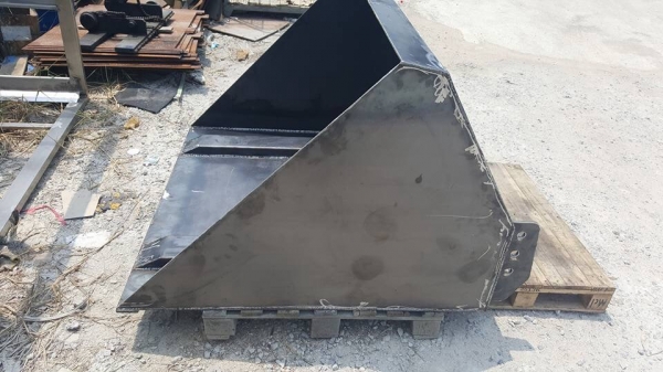 แหล่งรวมรถโฟลค์ลิฟท์งาเทอิ้งค์ฟอร์คงากระดกเทได้ภาคตะวันออกสำหรับตักยางพาราก้อนยางถ้วยขี้ยาง