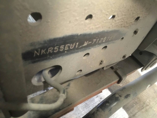 สีล้อ อีชุซุ NKR88ปี37รถห้าง ป้ายเล็กไม่ติดเวลา สภาพดีสวยเดิมๆพร้อมใช้ ทะเบียนป้ายเล็กไม่ติดเวลา พร้อมโอน ราคา 225,000บ รถห้างแท้