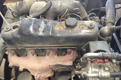 สีล้อ อีชุซุ NKR88ปี37รถห้าง ป้ายเล็กไม่ติดเวลา สภาพดีสวยเดิมๆพร้อมใช้ ทะเบียนป้ายเล็กไม่ติดเวลา พร้อมโอน ราคา 225,000บ รถห้างแท้